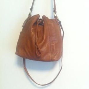 LAST CHANCE BAG‼️ Fossil “Tessa” Drawstring Shoulder Bag